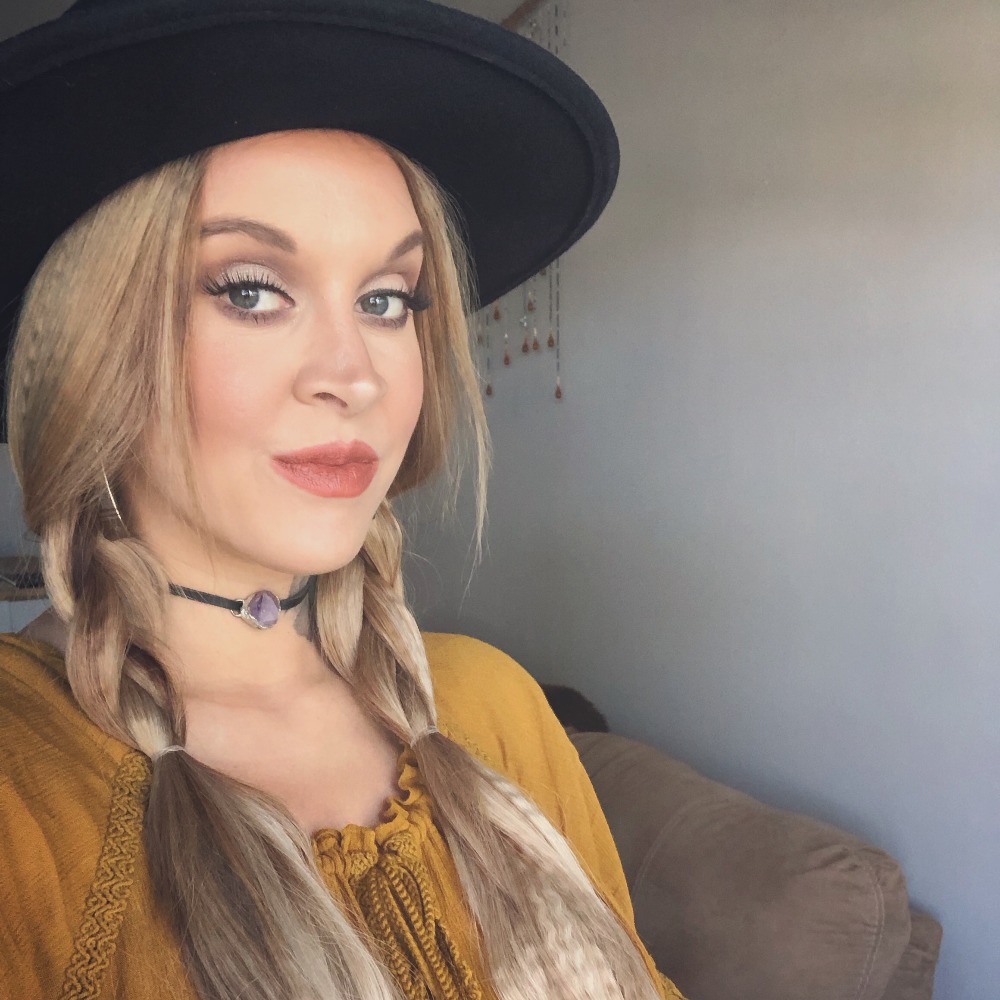 Meet your Posher, Kelly